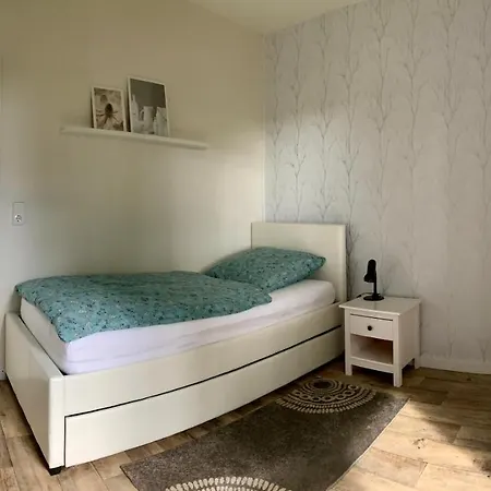 Leni Apartment *